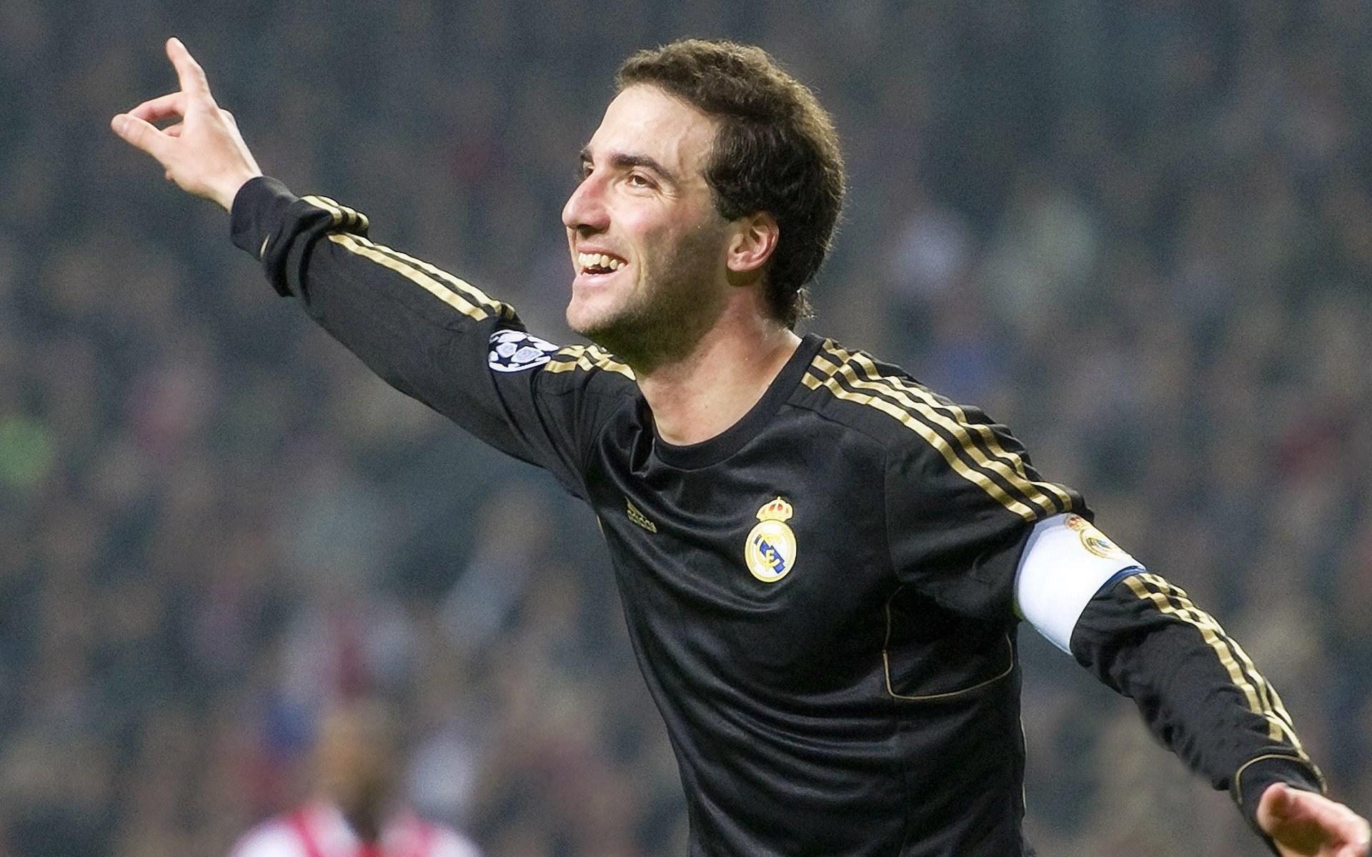 xingkong体育-埃及队未来展望:加强青训,培养顶尖球员,埃及队前锋