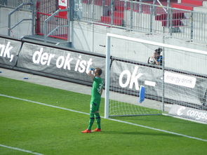 星空体育入口app-双方均有破门良机,战局胶着——激烈对决中的悬念与精彩