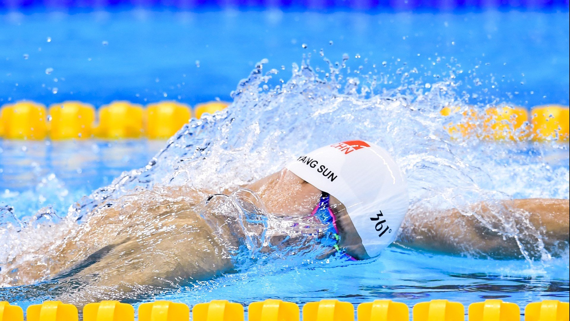 星空体育网页版-张馨讲述夺冠经历:身体透支睡不着觉,张馨简介